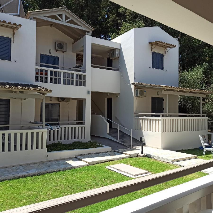 Trianon Studios Planos Exterior foto